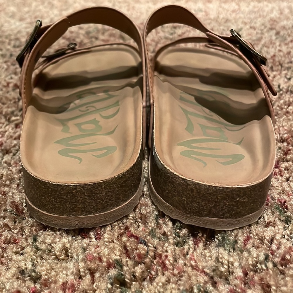 Target slides - Picture 6 of 8
